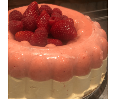 COURONNES GLACÉES - GLACE NOISETTE ET SORBET FRAISE DES BOIS